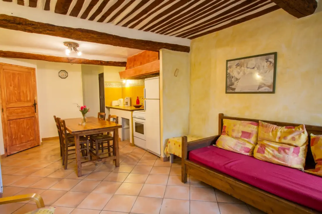Les Messugues, Typical Provençal Mas With Shared Pool, Természet, Csend