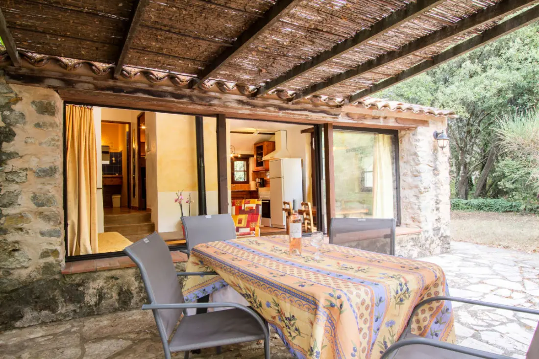 Lou Petarel, Tipikus Provençal Mas for Shared Pool, Quiet, Természet