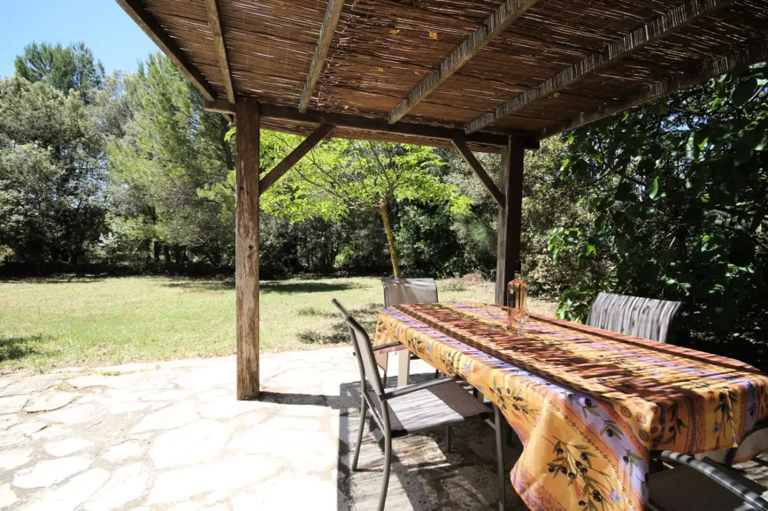 Lou Petarel, Tipikus Provençal Mas for Shared Pool, Quiet, Természet
