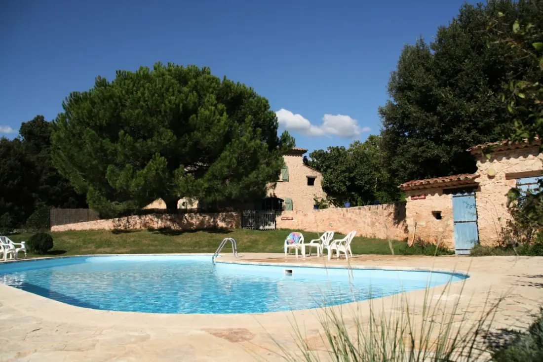 Lou Petarel, Tipikus Provençal Mas for Shared Pool, Quiet, Természet