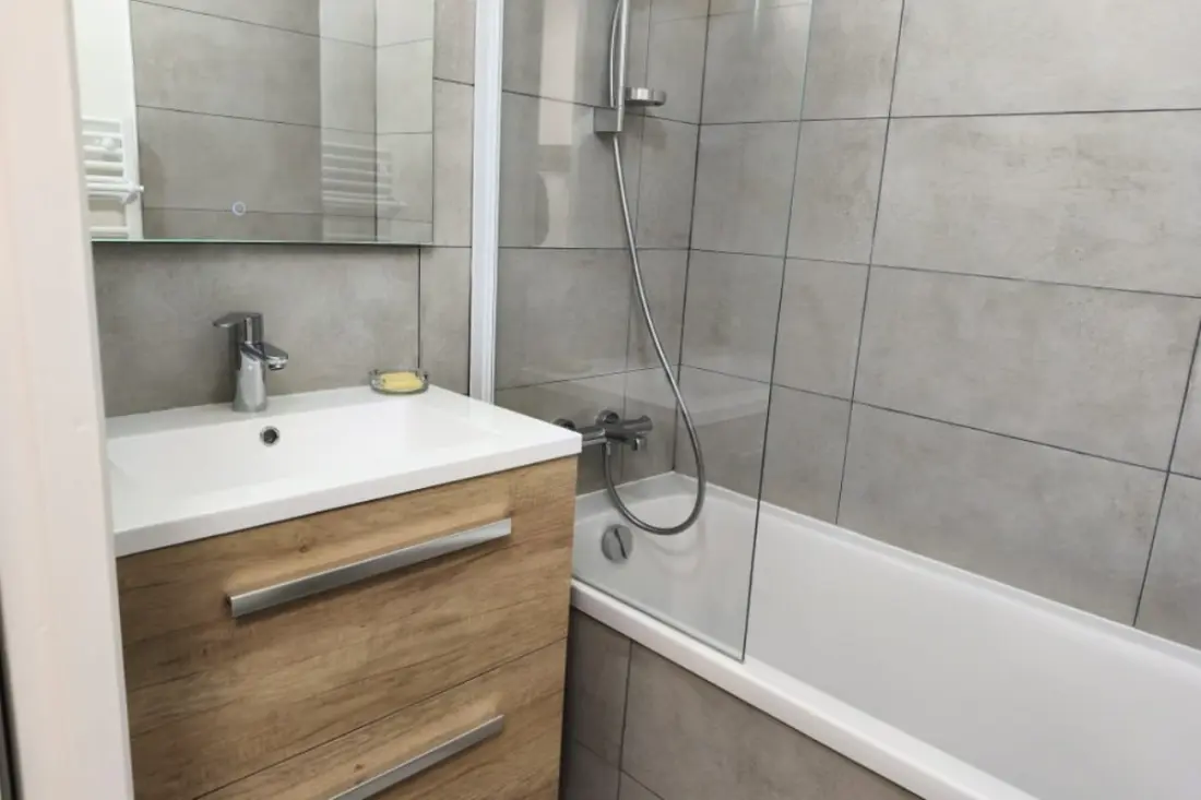 Apartman úszó medencével Au Pied Des Pistes
