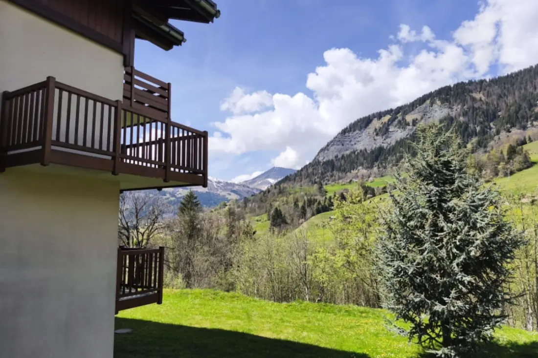 Apartman úszó medencével Au Pied Des Pistes