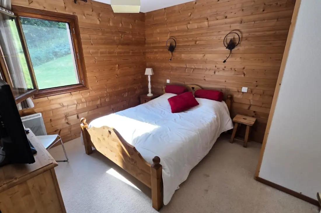 Ski-in/ki-out apartman, Terrace és úszómedence