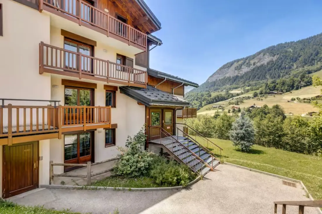 "Le Pied" Des Pistes, Terrace, úszómedence