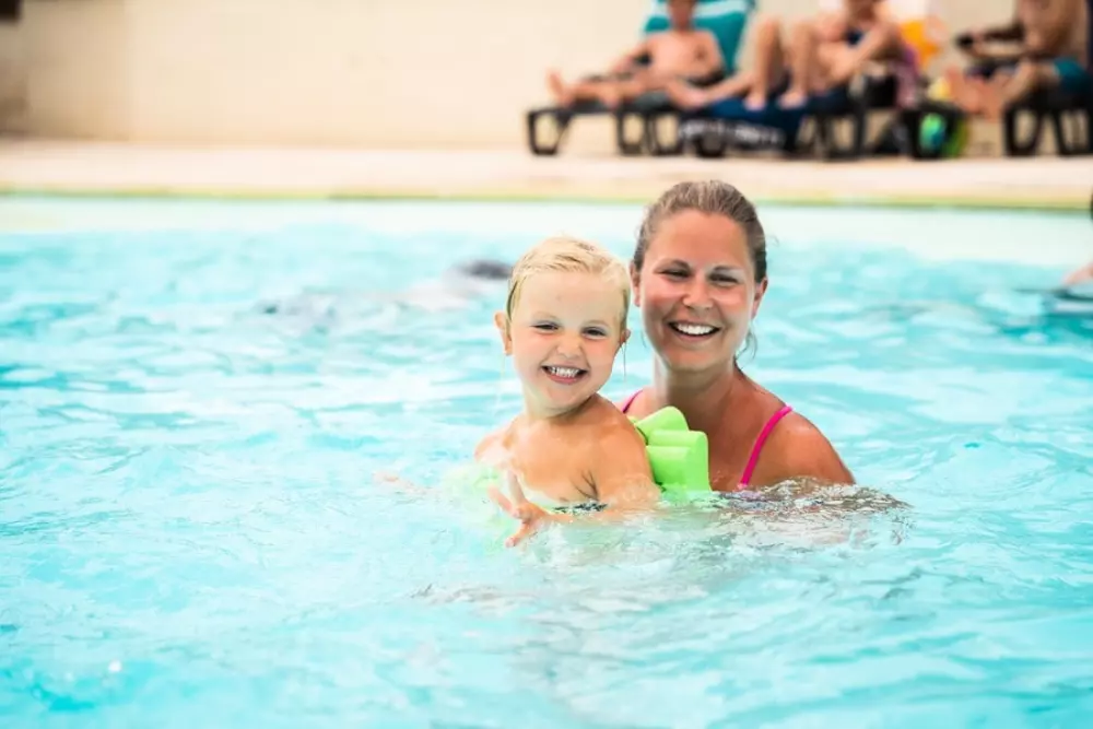 Camping Les Routes de Provence 3 Sterren★★★