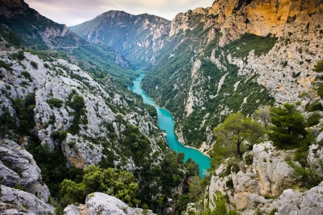 Camping Les Routes de Provence 3 étoiles★★★
