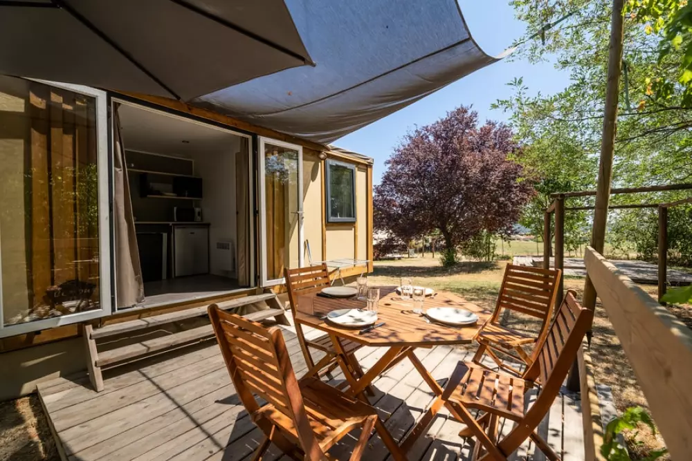 Camping Les Routes de Provence 3 Sterren★★★