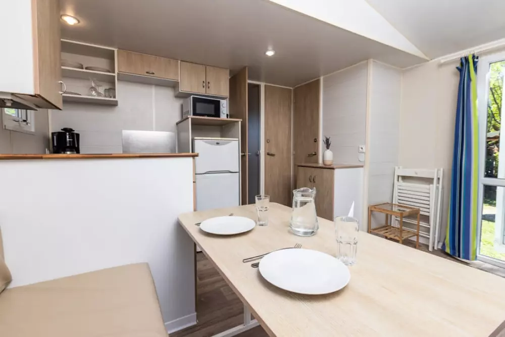 Camping Les Routes de Provence 3 Sterren★★★