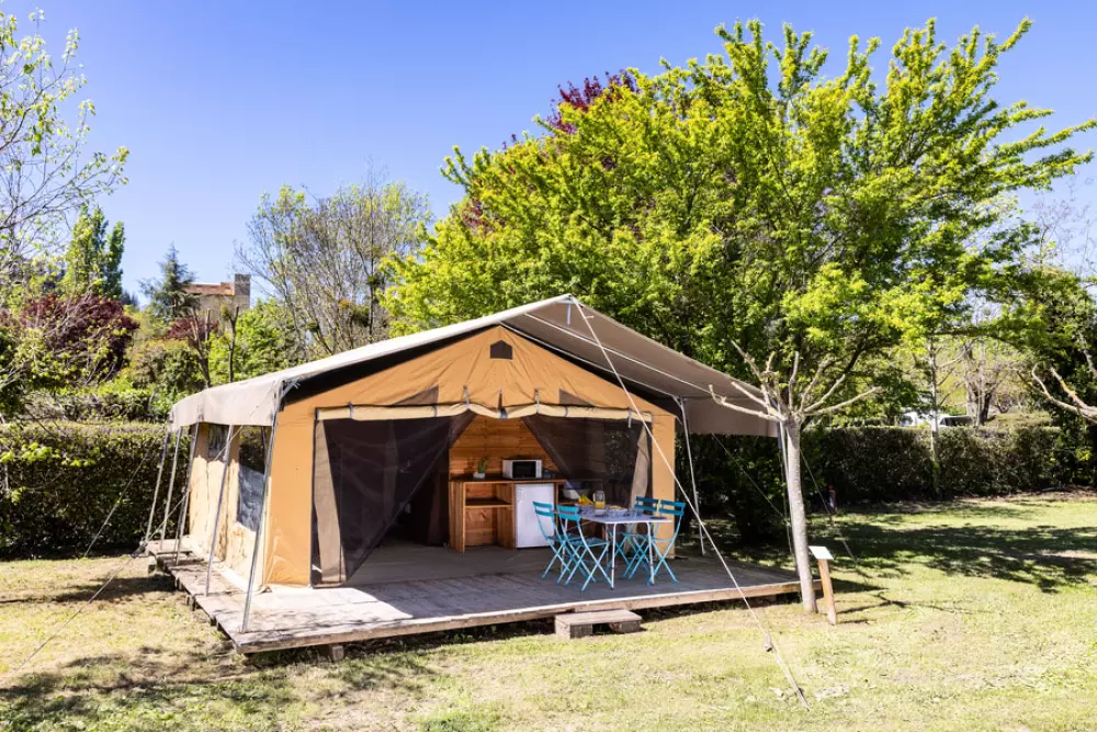 Camping Les Routes de Provence 3 Sterren★★★