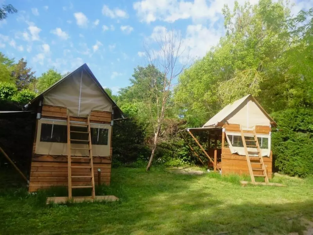 Camping Les Routes de Provence 3 Sterren★★★