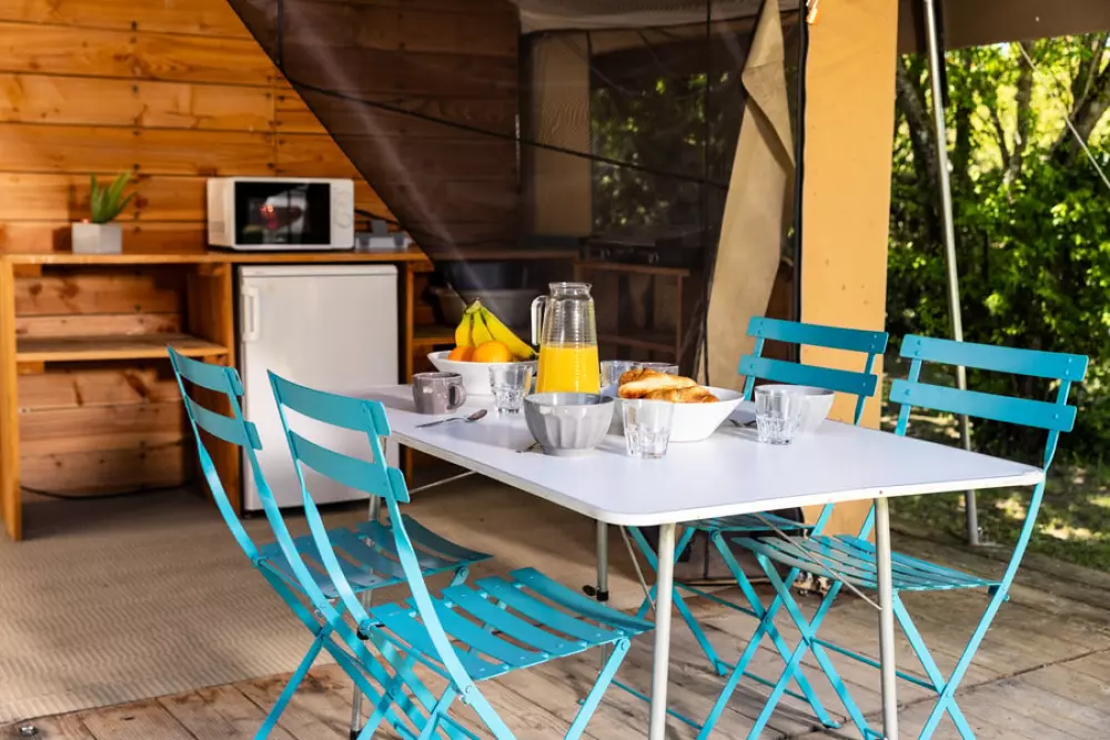 Camping Les Routes de Provence 3 Sterren★★★