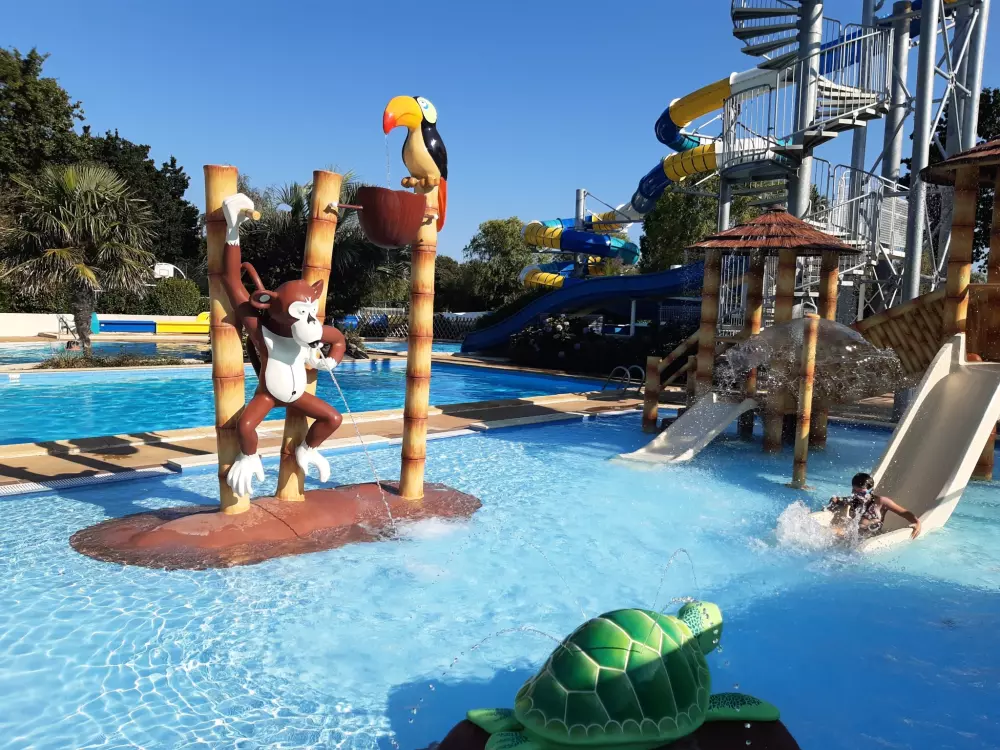 Camping DE LA PISCINE 4 étoiles★★★★