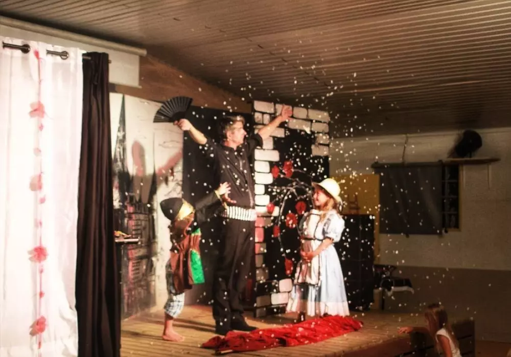 Camping DE LA PISCINE 4 étoiles★★★★