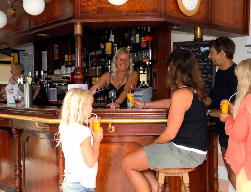 Camping DE LA PISCINE 4 étoiles★★★★