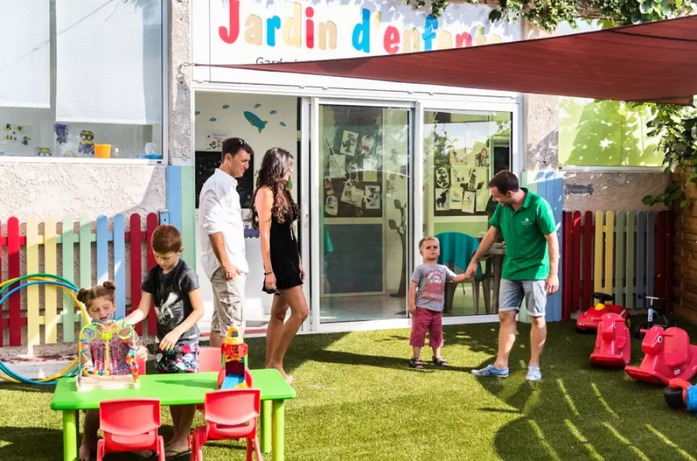 Campingplads Holiday Green Tætning