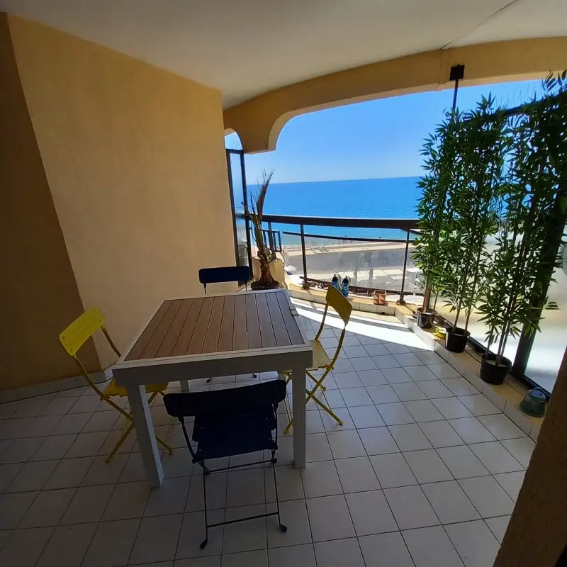 Apartment 3p With Terrace In Front De Mer