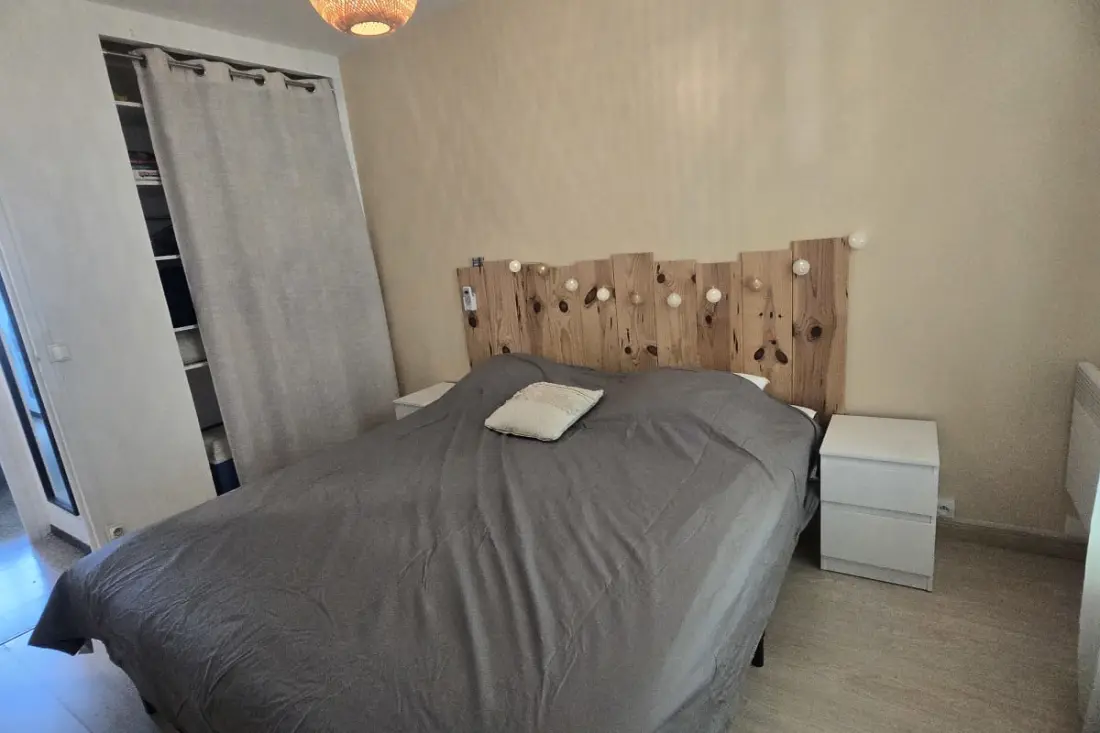 Apartment in Fréjus Near Beach With Balcony