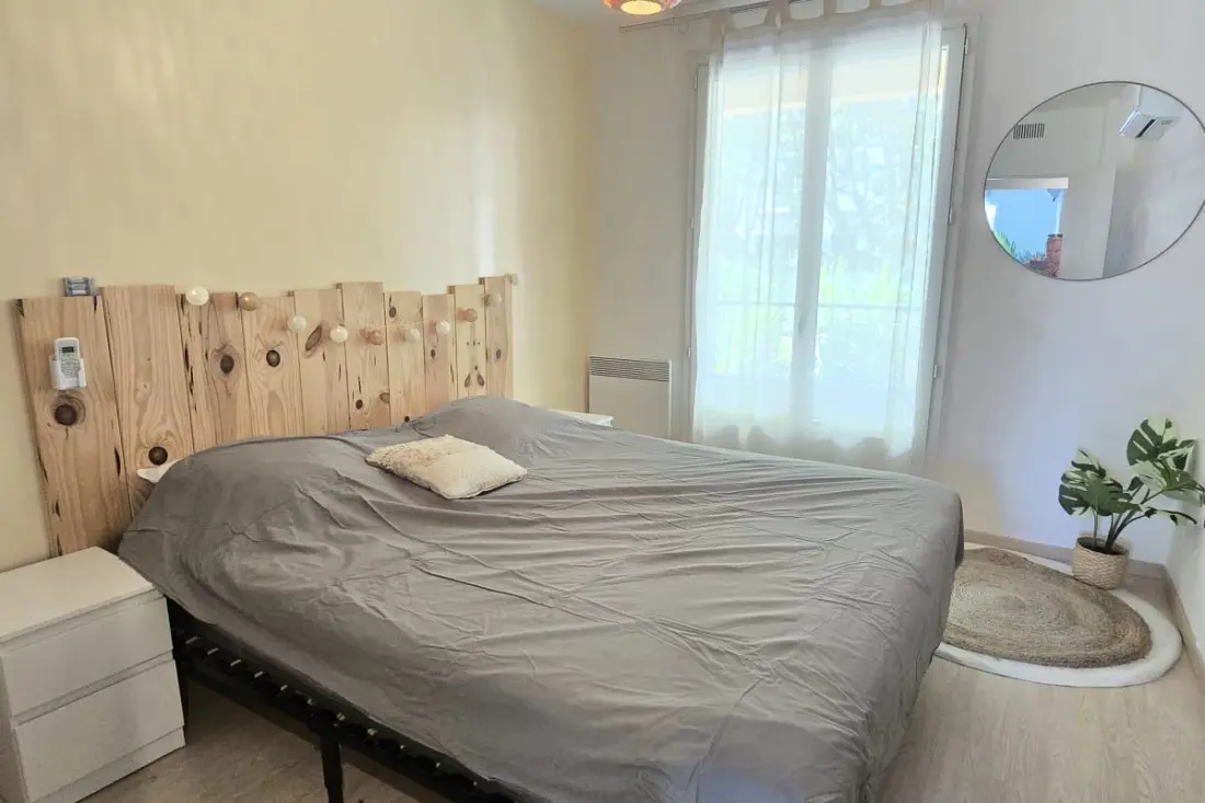 Apartment in Fréjus Near Beach With Balcony
