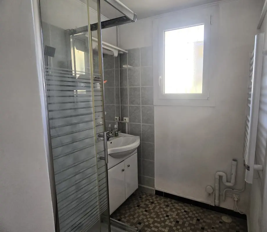 Apartment in Fréjus Near Beach With Balcony