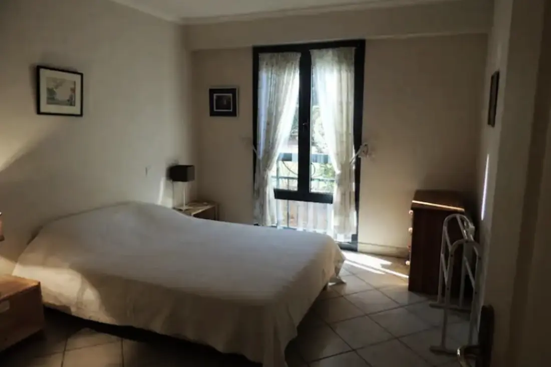 Apartment with pool and garden in Saint Aygulf