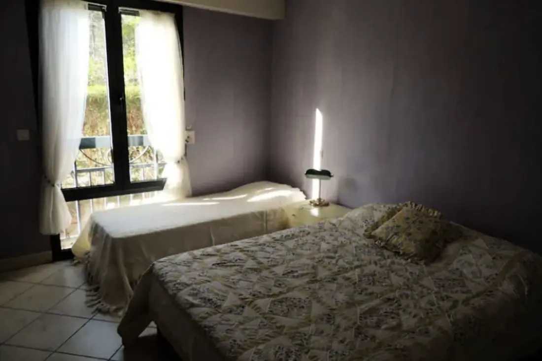 Apartment with pool and garden in Saint Aygulf