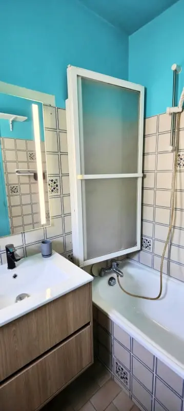 Apartment With Pool Near Downtown