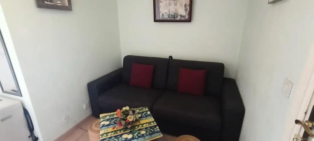 Apartment with Terrace and Port View