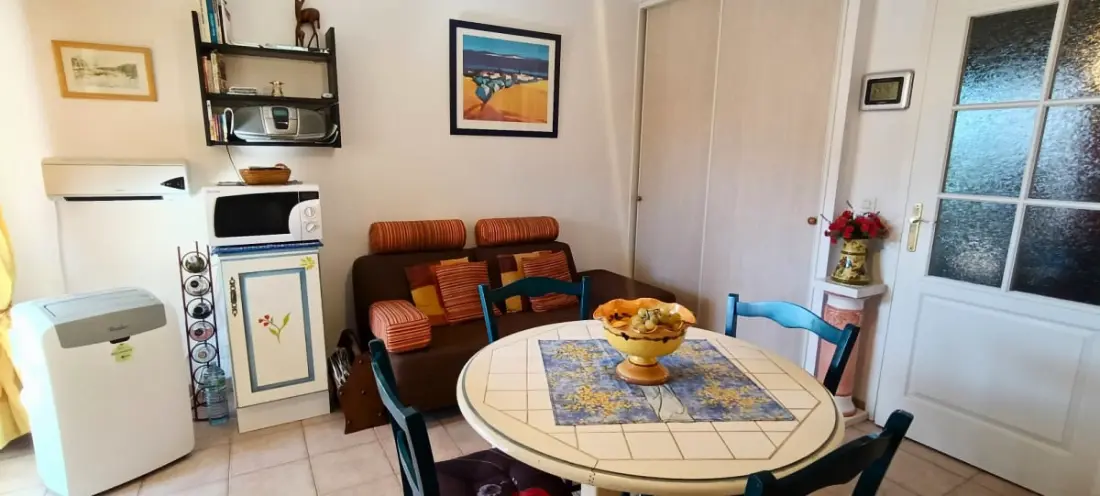 Apartment with Terrace and Port View