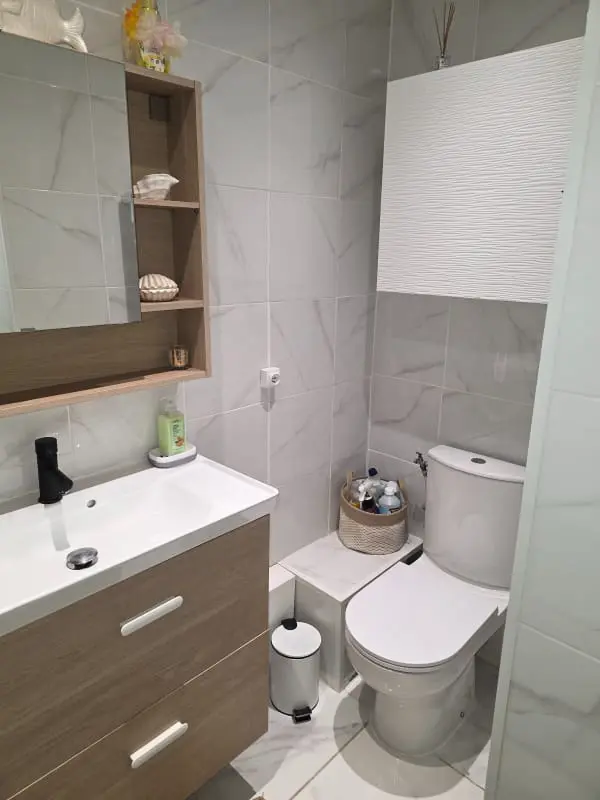 Apartment with View and Terrace in Fréjus