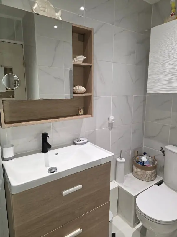 Apartment with View and Terrace in Fréjus