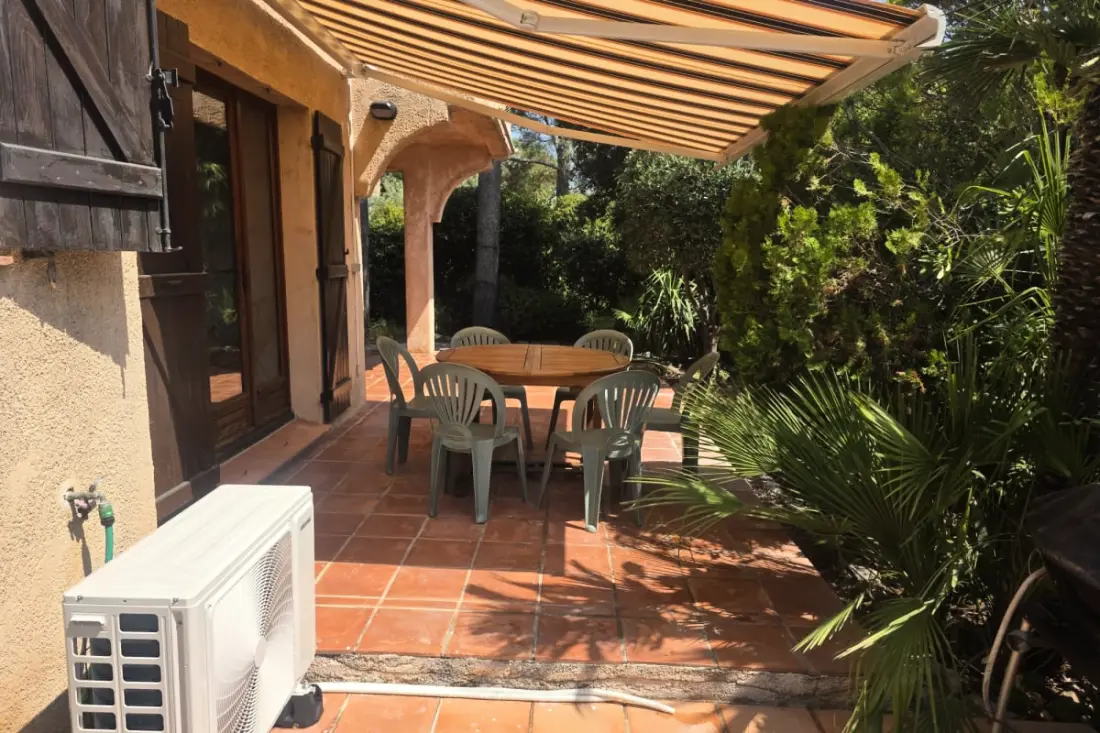 Family Apartment Near Des Calanques