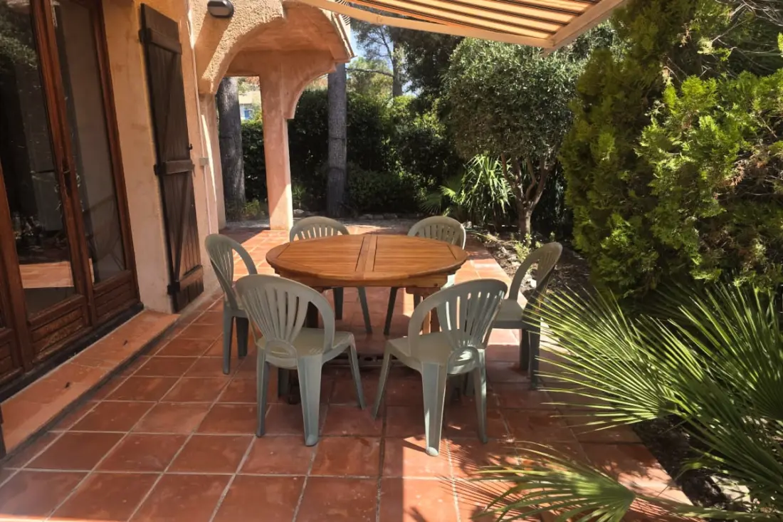 Family Apartment Near Des Calanques