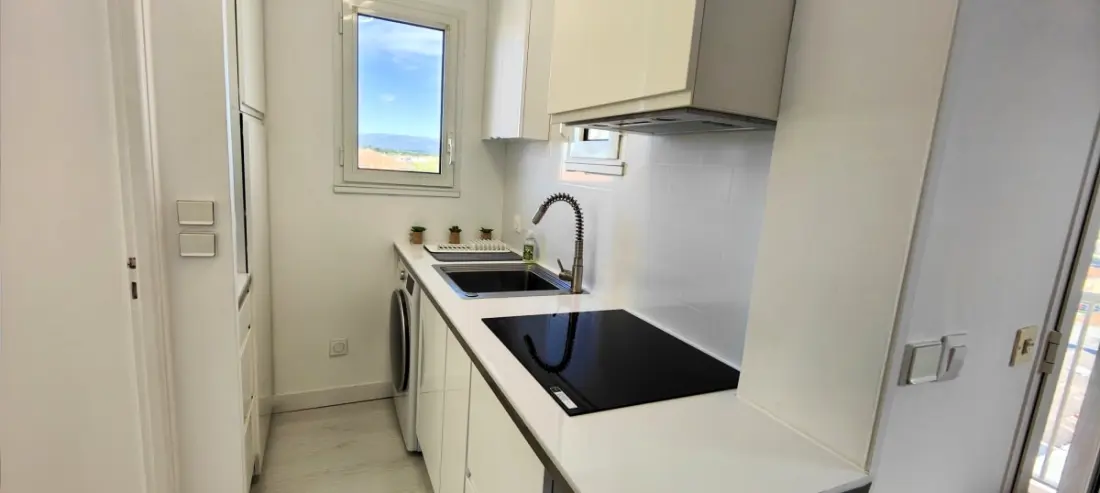 Your Studio With Balcony Near Beach!