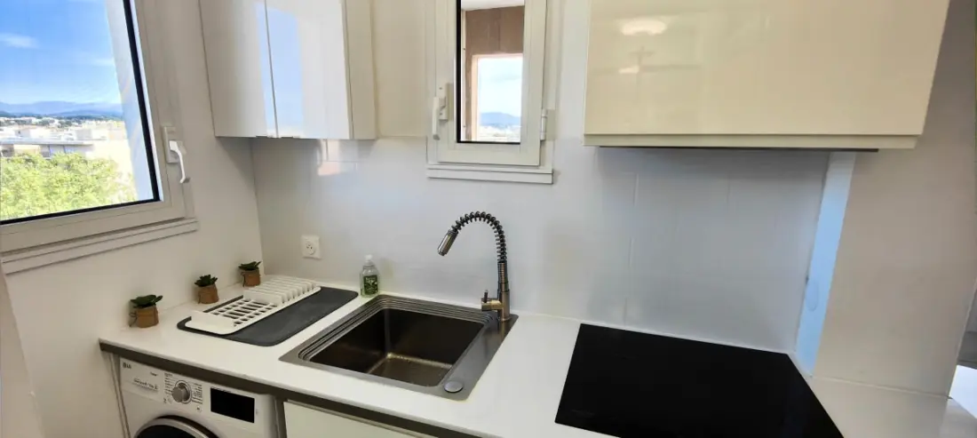 Your Studio With Balcony Near Beach!