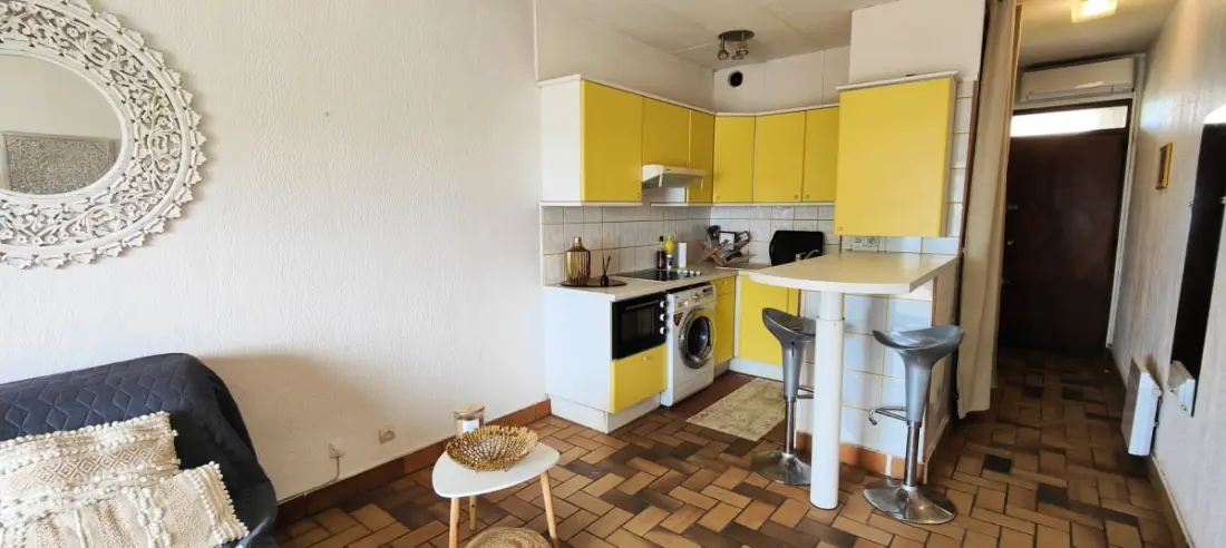 Charming Studio In front of Sea to Frejus Beach