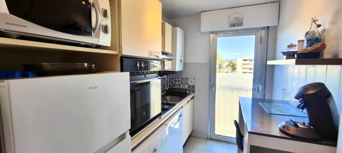 Your stay with Balcony Near the Port
