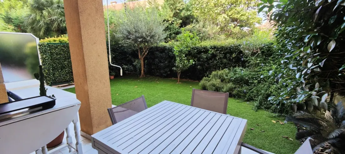 Studio Garden at 150 M De Plage