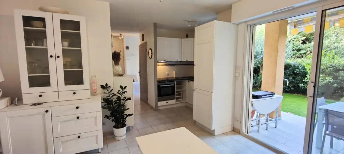 Studio Garden at 150 M De Plage