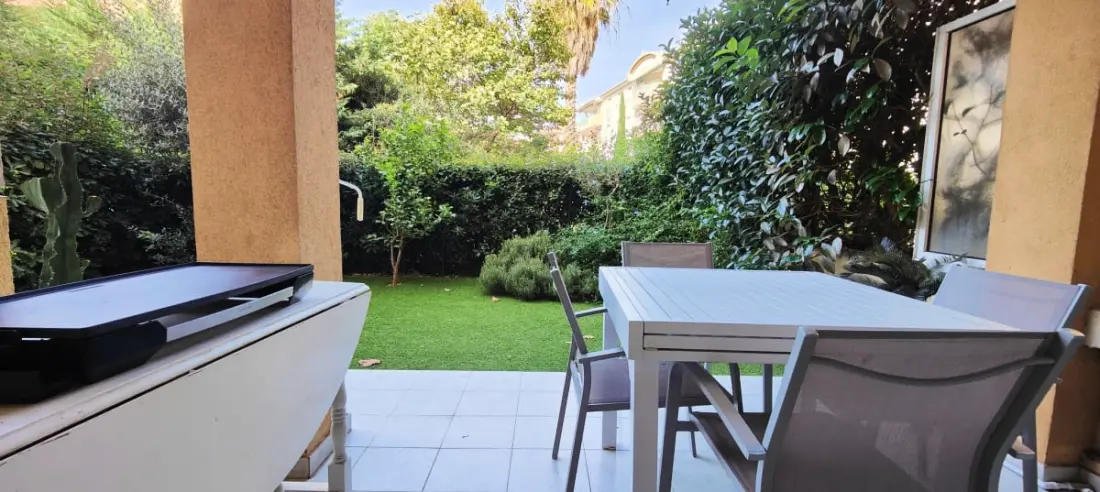 Studio Garden at 150 M De Plage