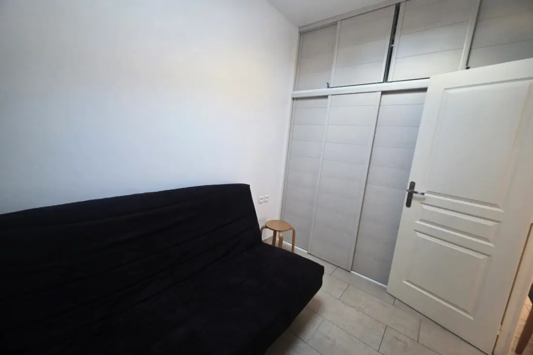 Beautiful Apartment With Garden Near Beach