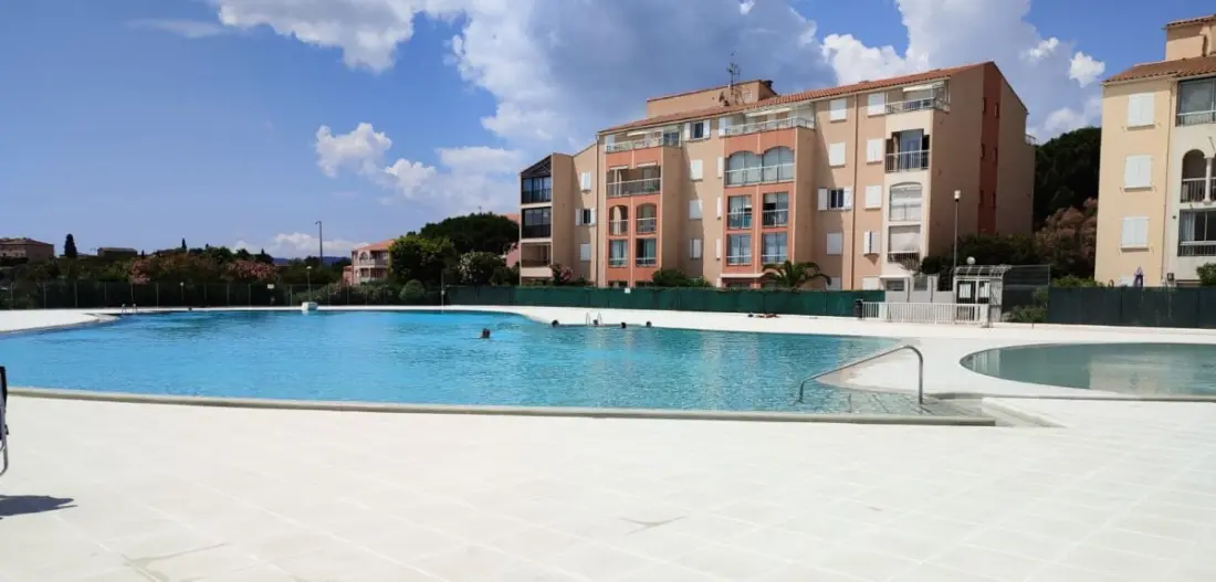 Apartment Right in the Center With Swimming Pool
