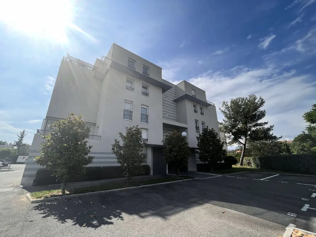 Clipper Residence