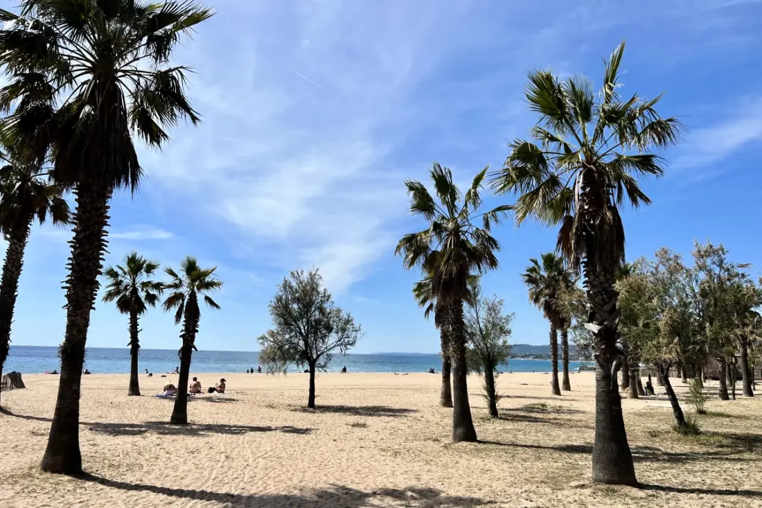 Nice Studio with Terrace Located in Port Fréjus.