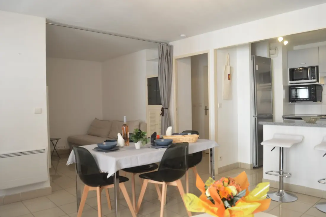 Nadir Residence