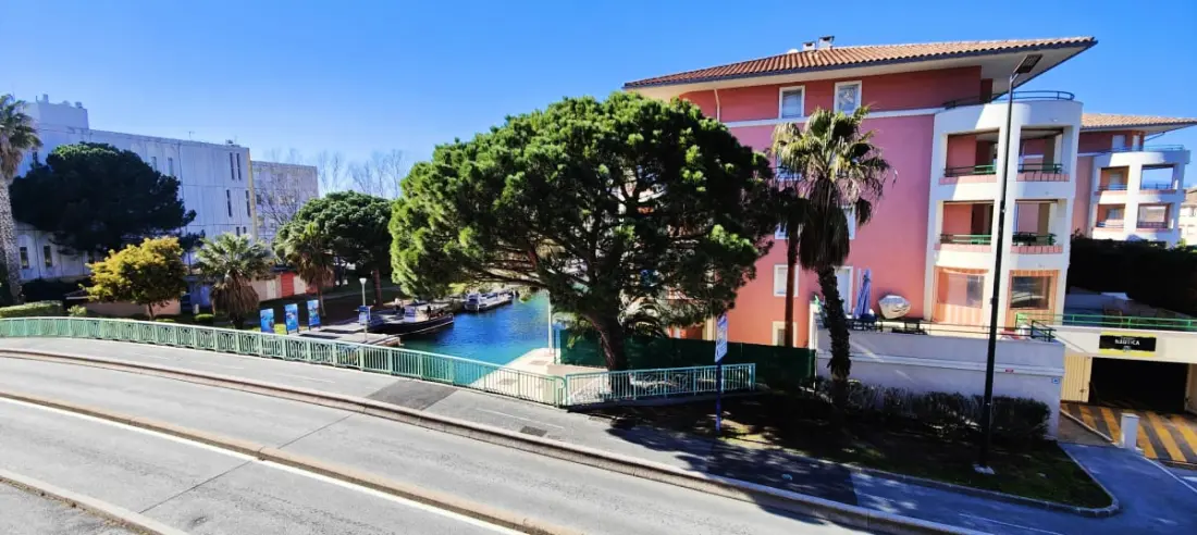 Nice 2p with Balcony on the Port of Fréjus