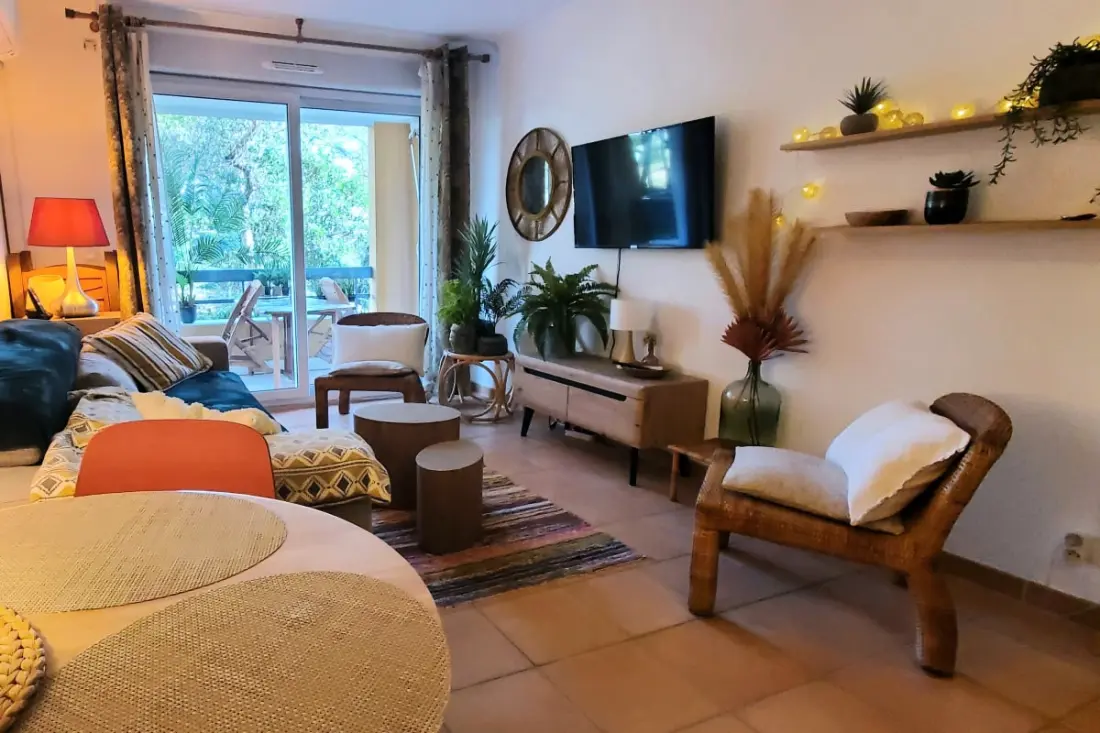 Residence Standing - T2 Terrace With Swimming Pool