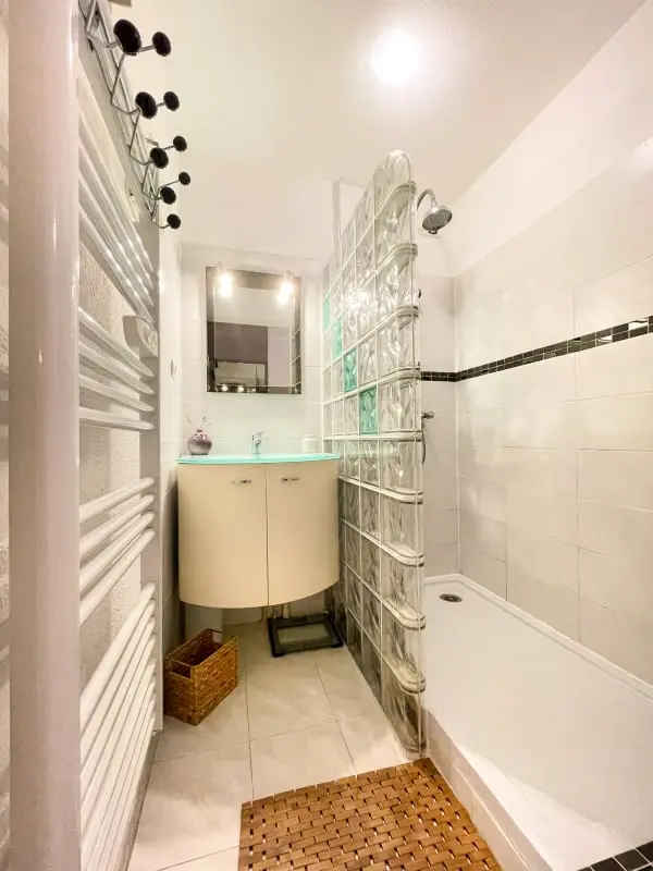 Kiváló apartman kerttel, közel a tengerhez