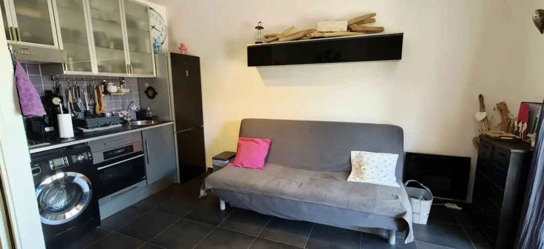 Studio in Saint-aygulf with Direct access to La Plage