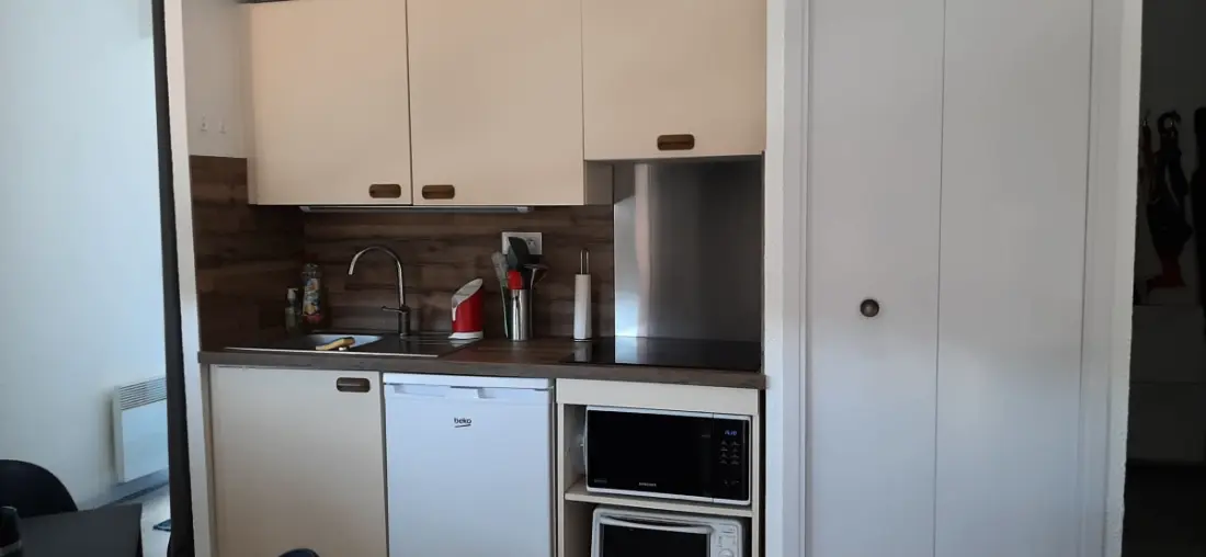 Bright Studio 300m From The Beach With Balcony