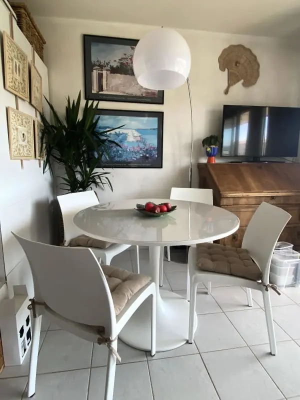 845 ezer színes békeharbour